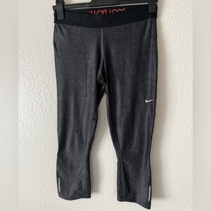Women's Nike Charcoal Gray Cropped Leggings